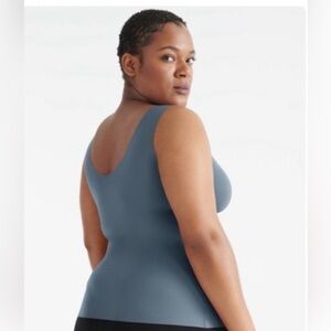 EUC Knix LuxeLift Evolution Tank Top Medium